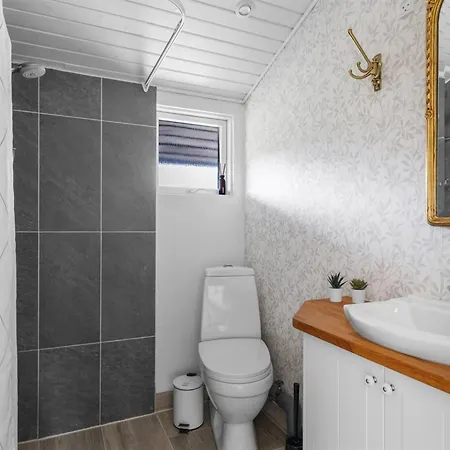 Justina - 200m From The Sea By Interhome