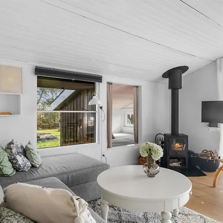 Justina - 200m From The Sea By Interhome Semesterbostad *